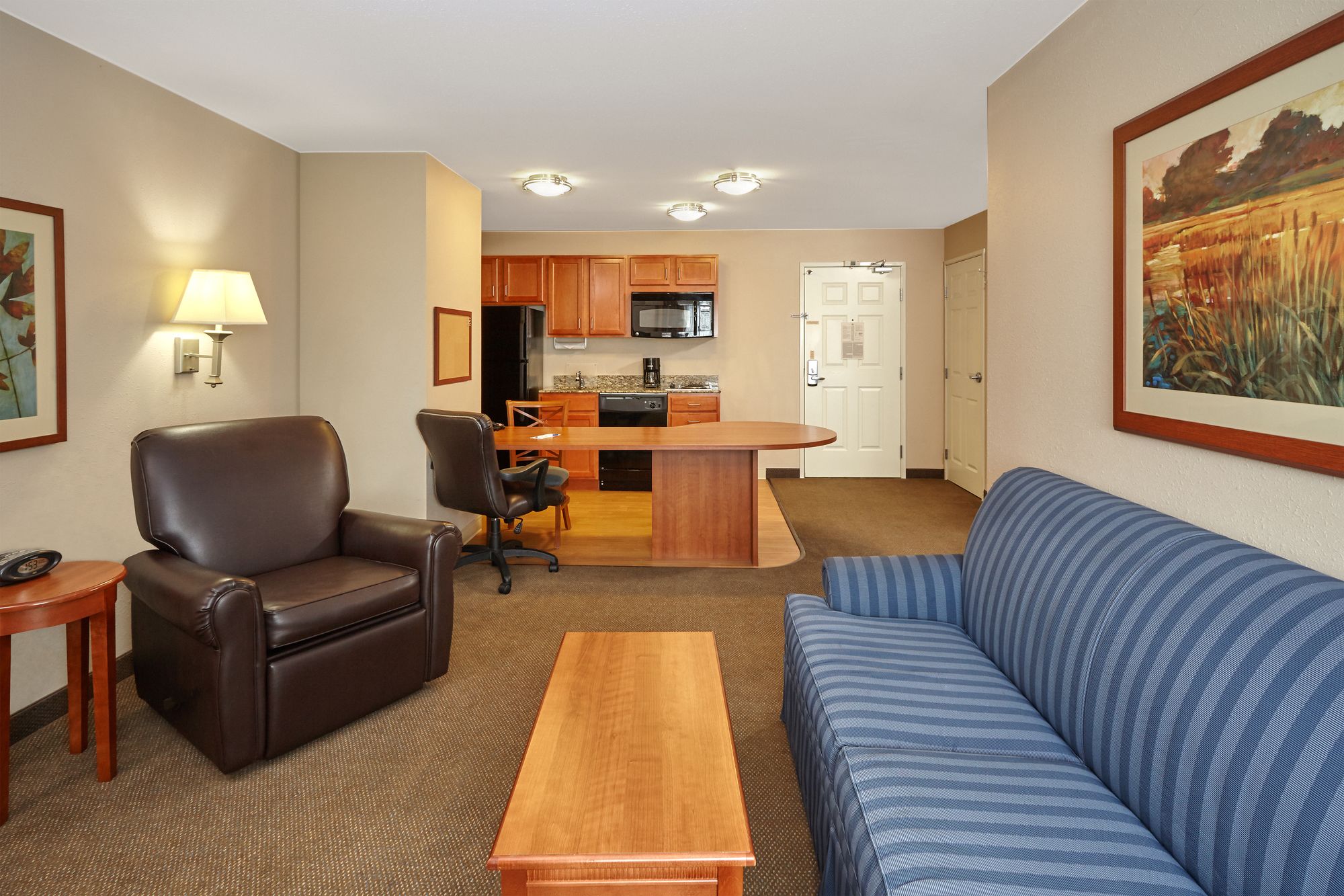 Candlewood Suites Aurora - Naperville