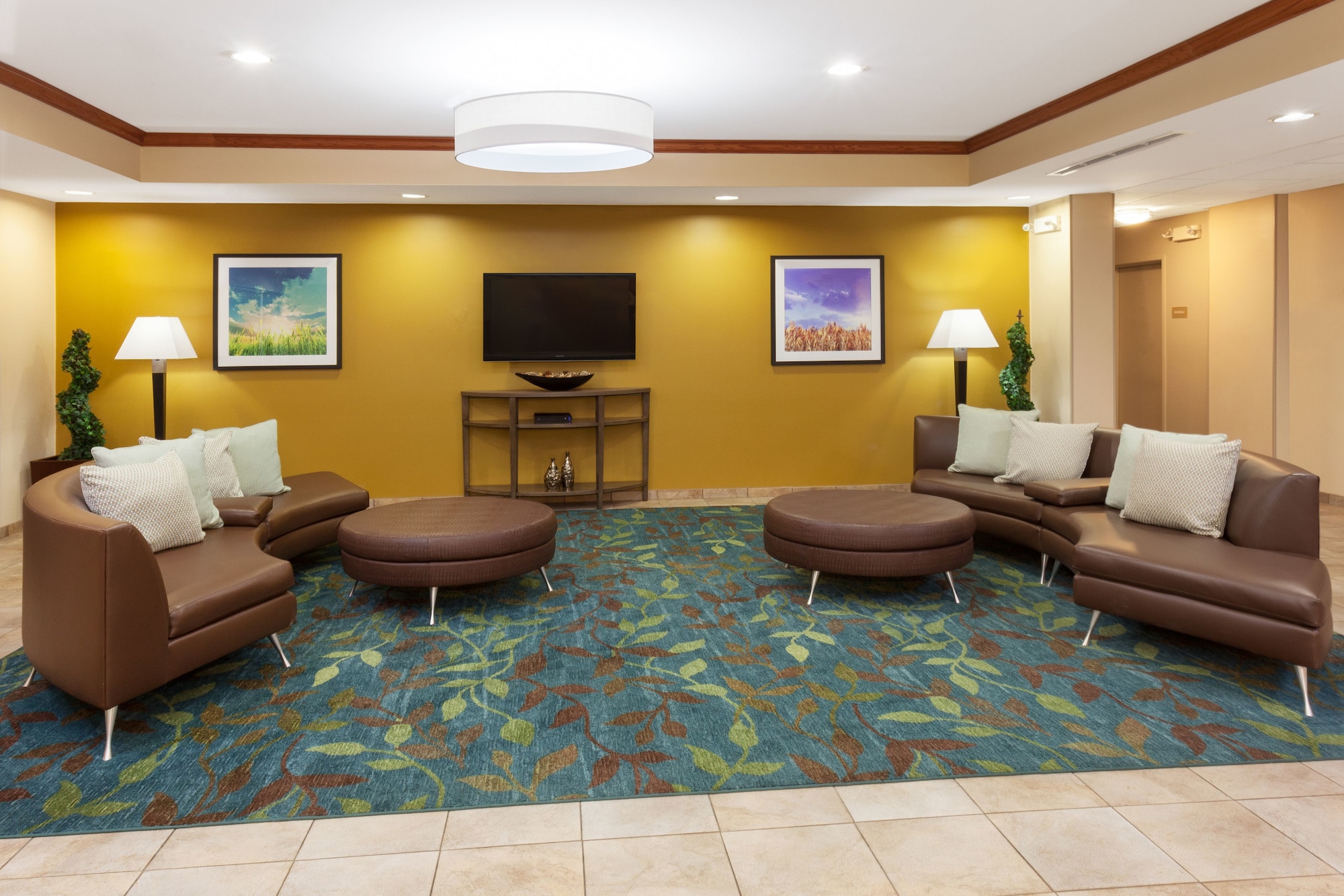 Candlewood Suites Aurora - Naperville