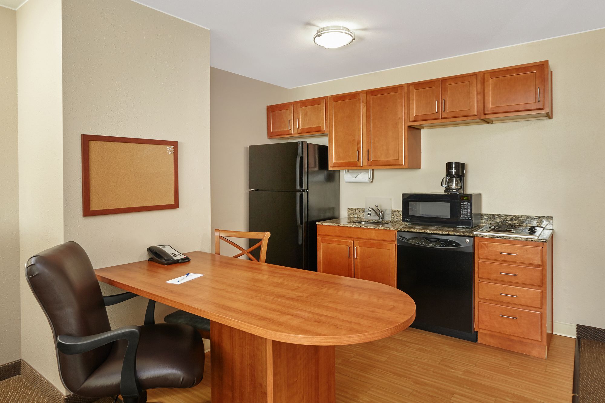 Candlewood Suites Aurora - Naperville