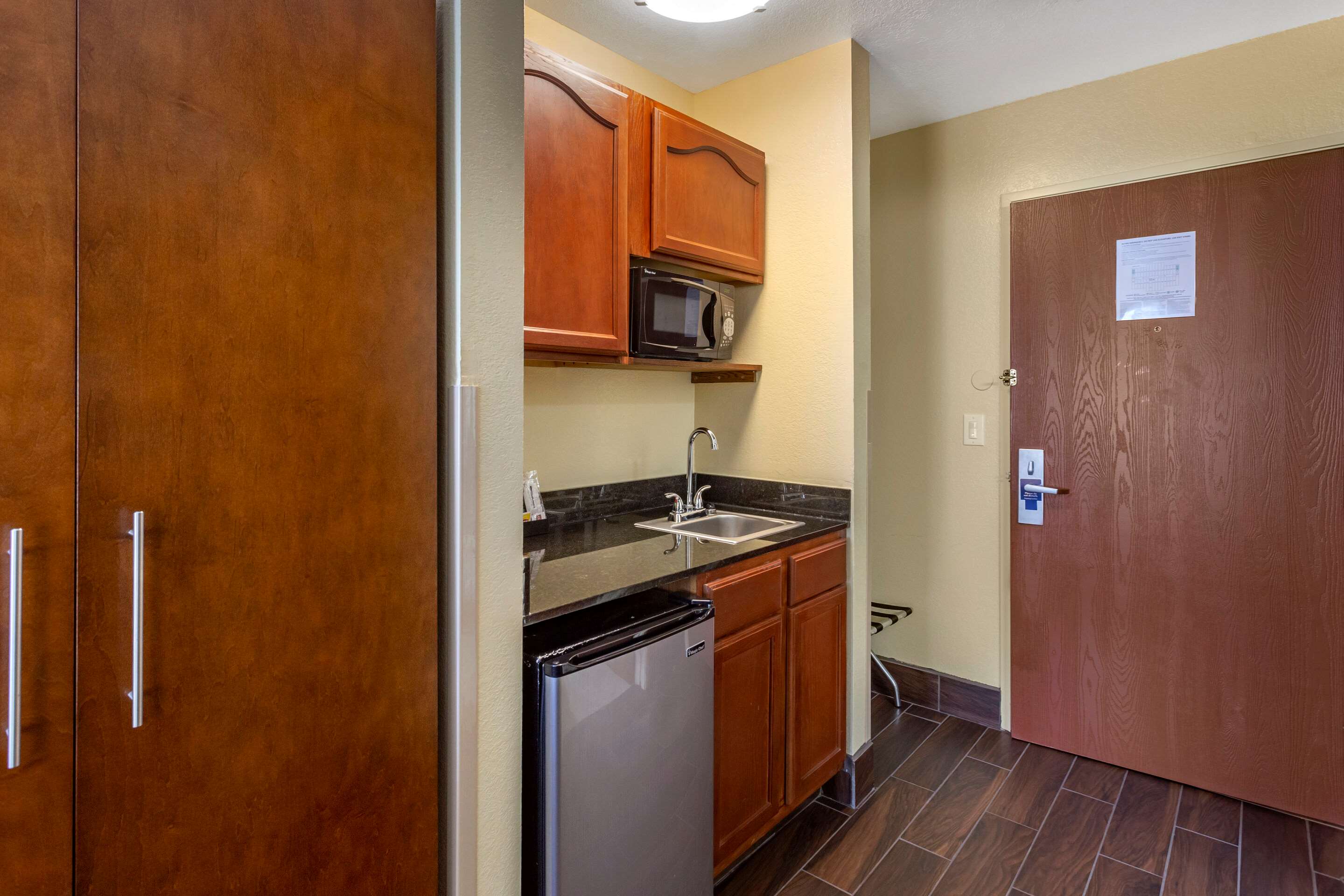 Comfort Inn & Suites North Aurora - Naperville