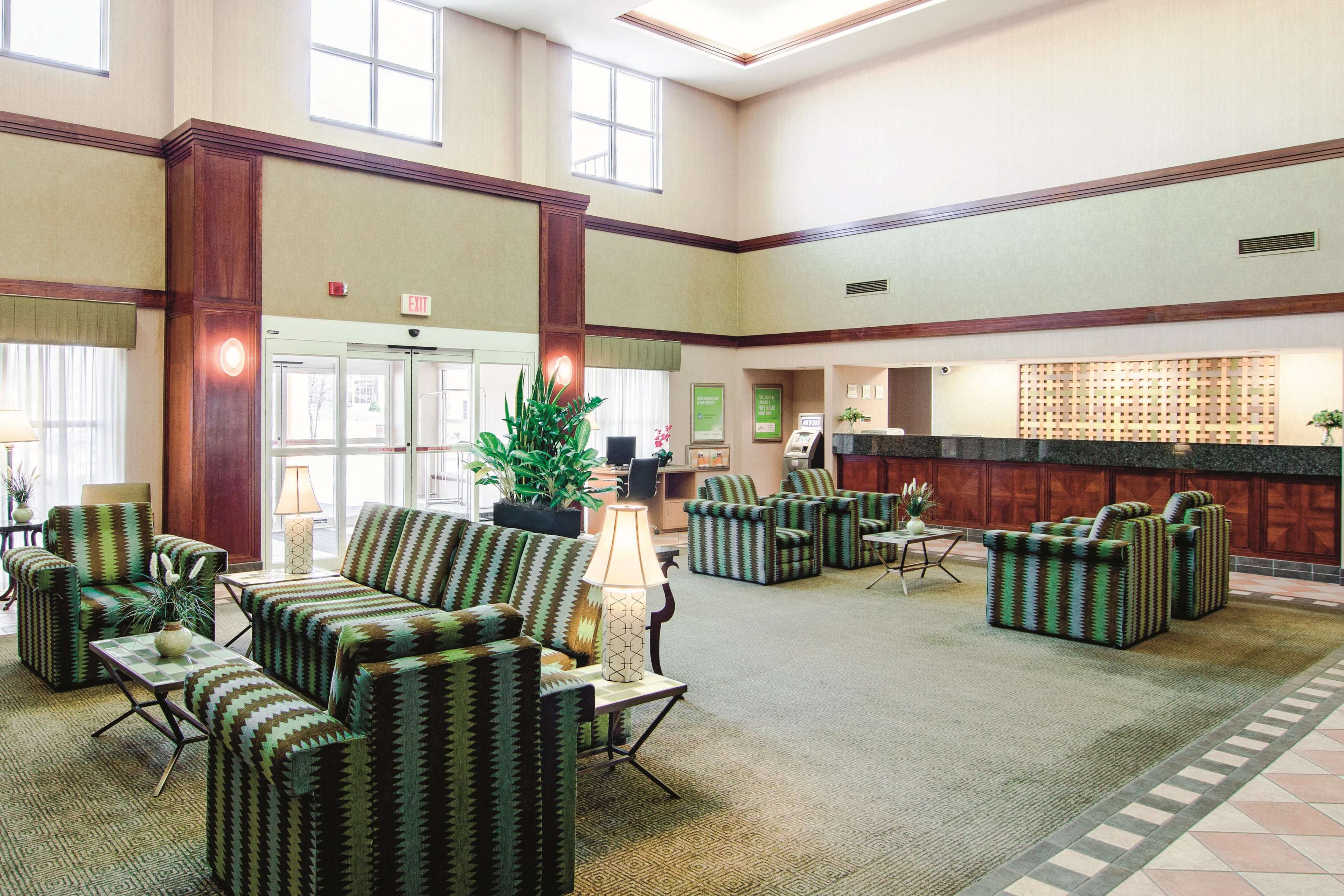 La Quinta Inn & Suites by Wyndham Bannockburn-Deerfield
