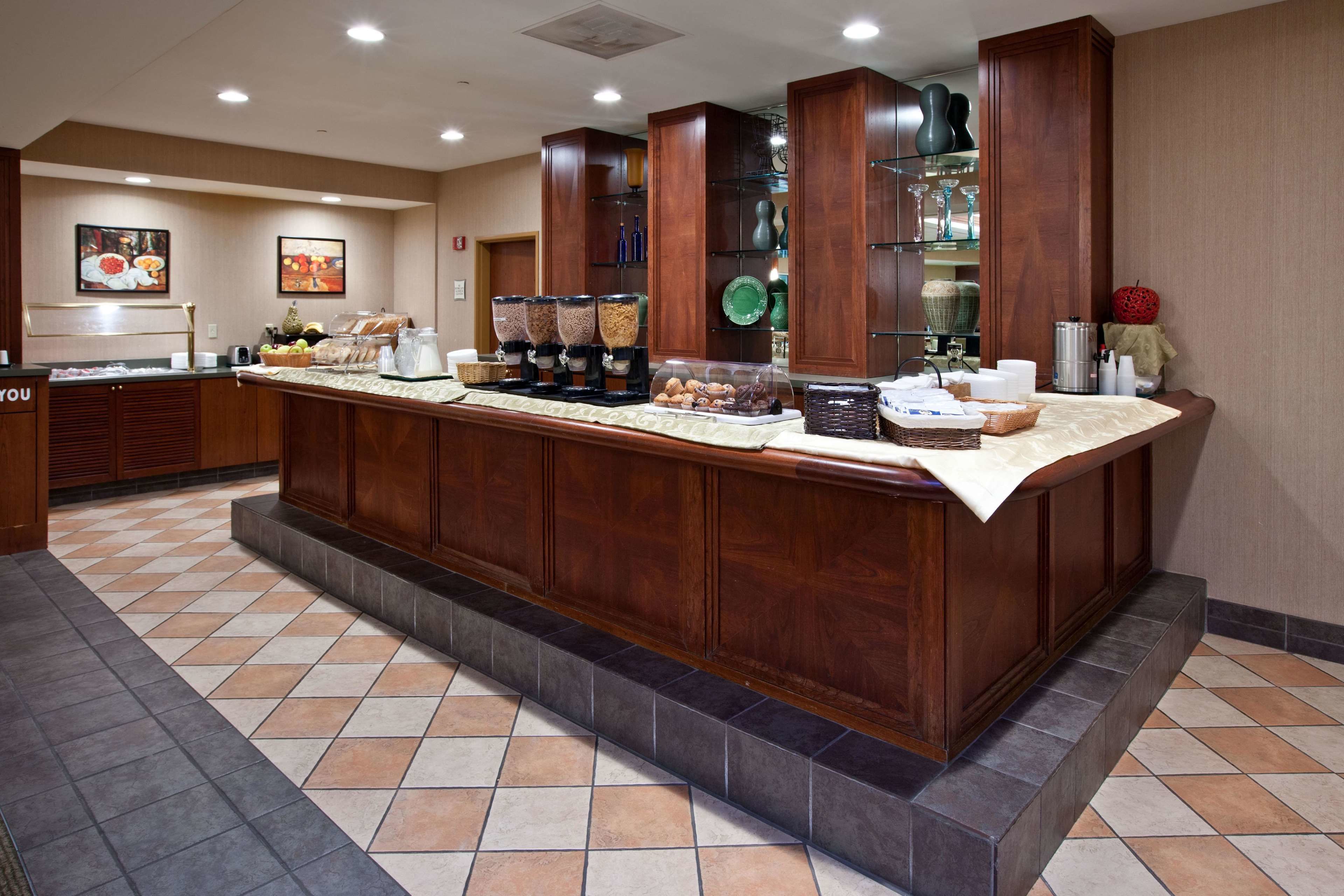 La Quinta Inn & Suites by Wyndham Bannockburn-Deerfield