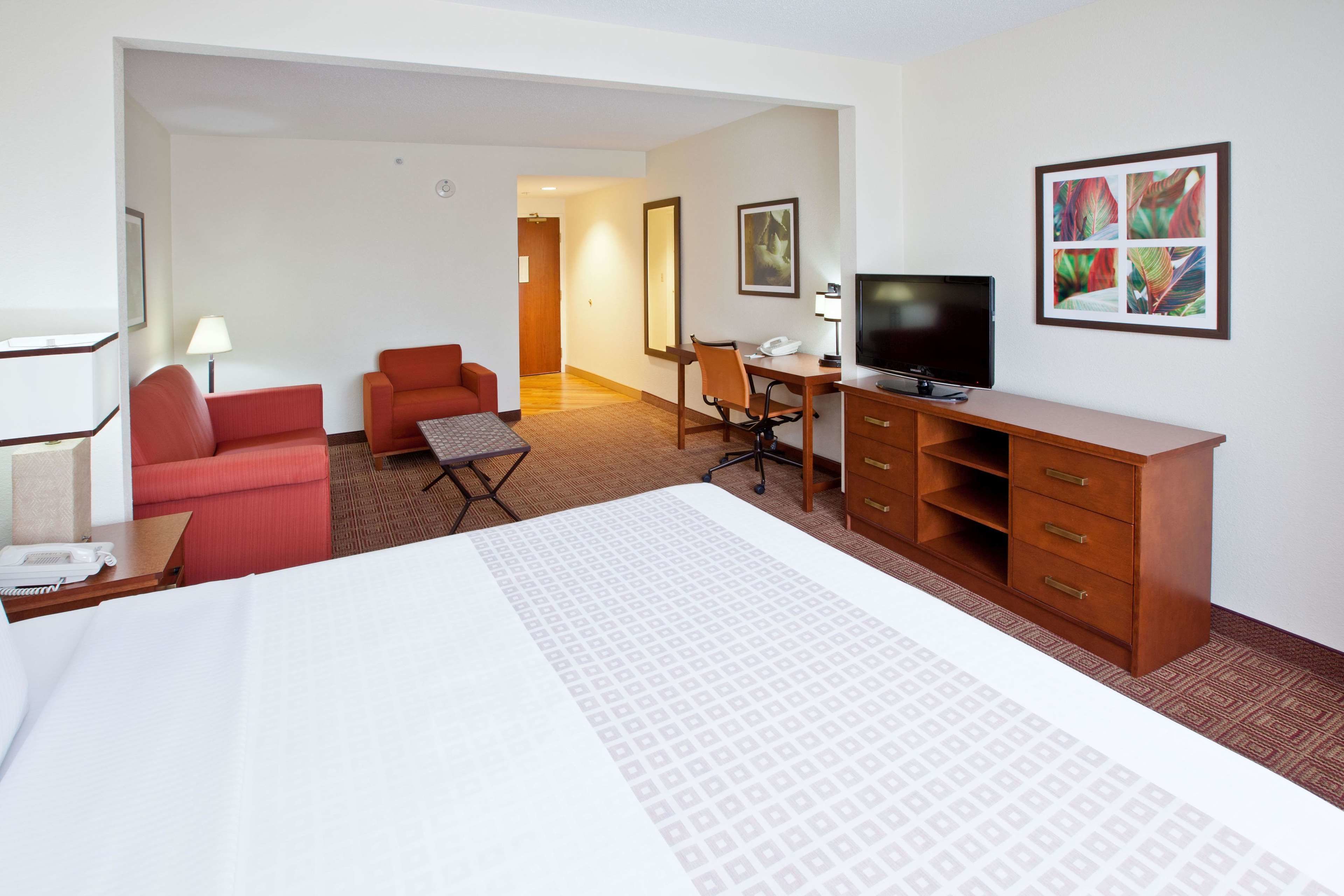 La Quinta Inn & Suites by Wyndham Bannockburn-Deerfield