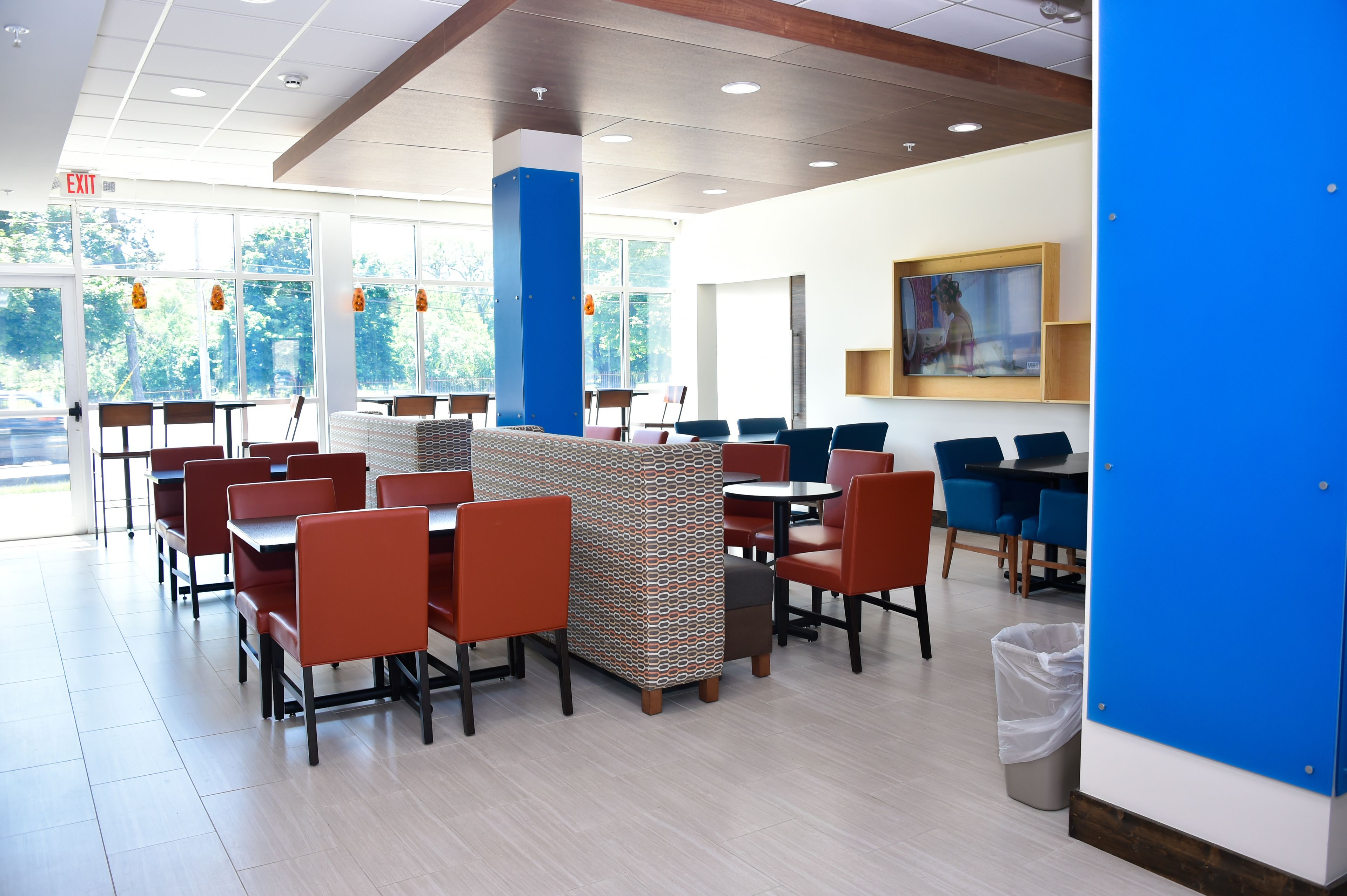 Holiday Inn Express & Suites Bensenville O'Hare