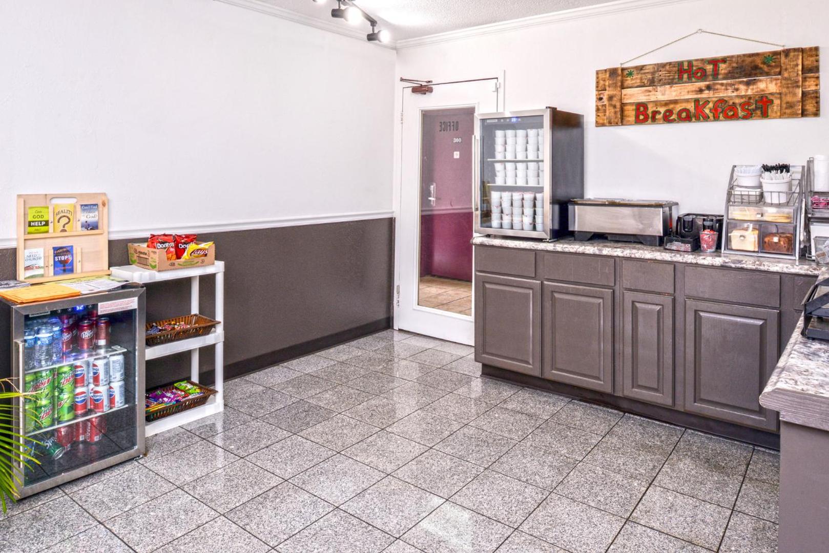 Country Garden & Suites