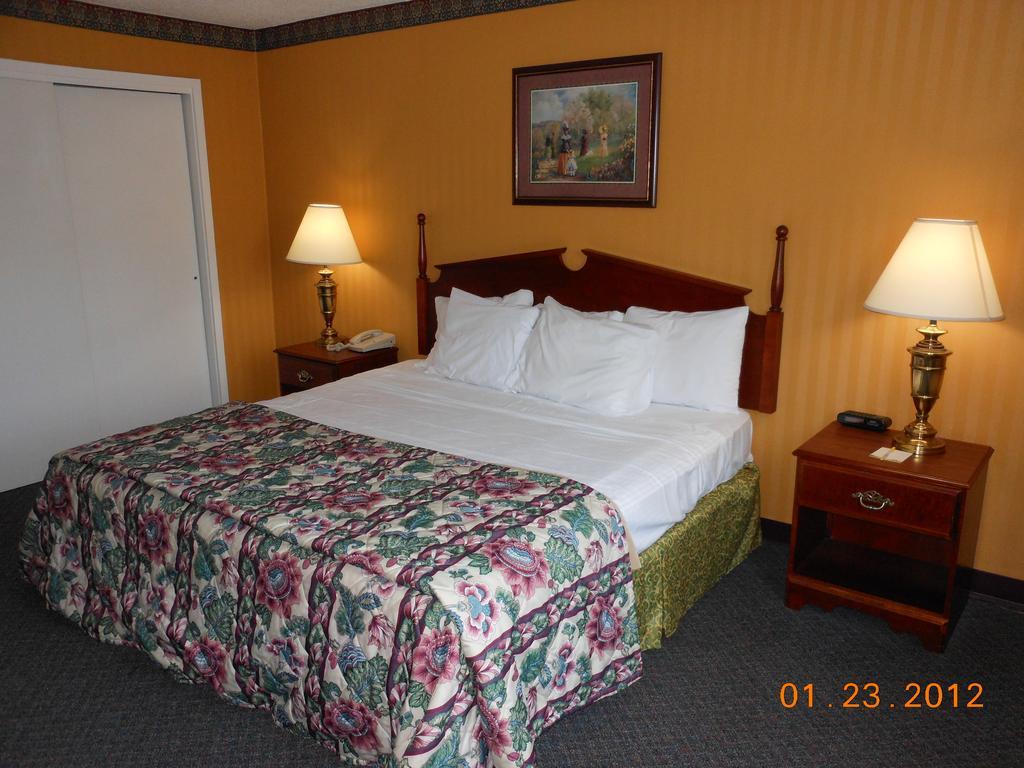 Country Garden & Suites