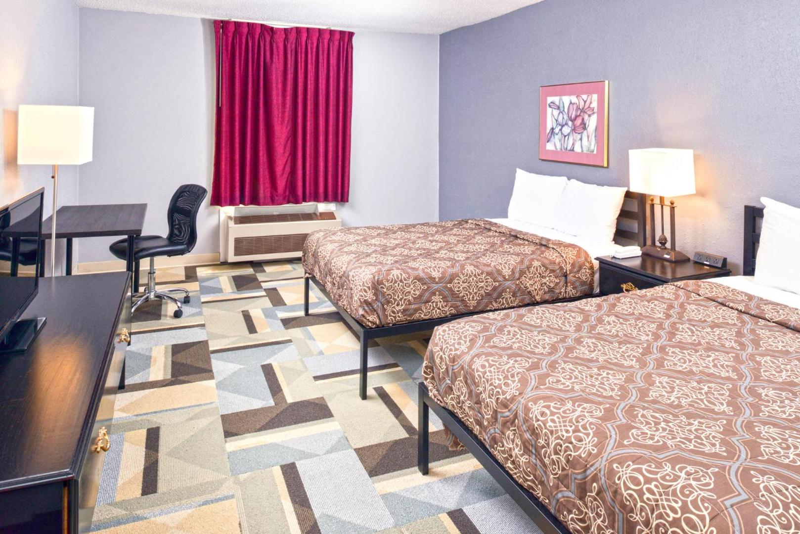 Country Garden & Suites