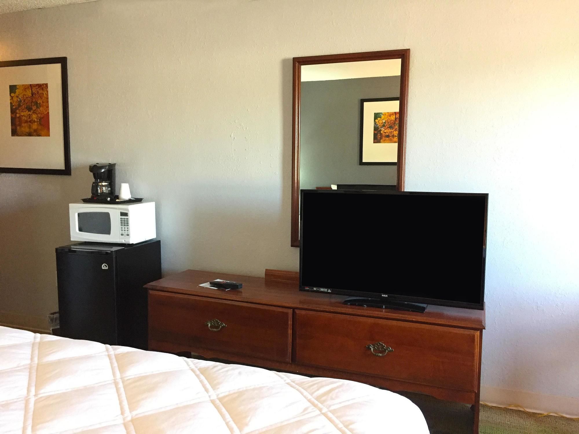 Magnuson Hotel Benton