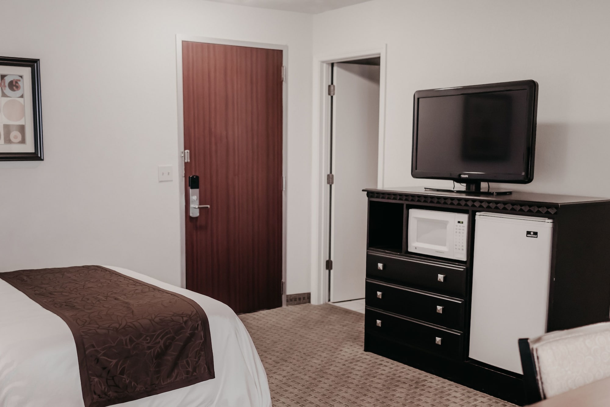 Eastland Suites Hotel & Conference Center