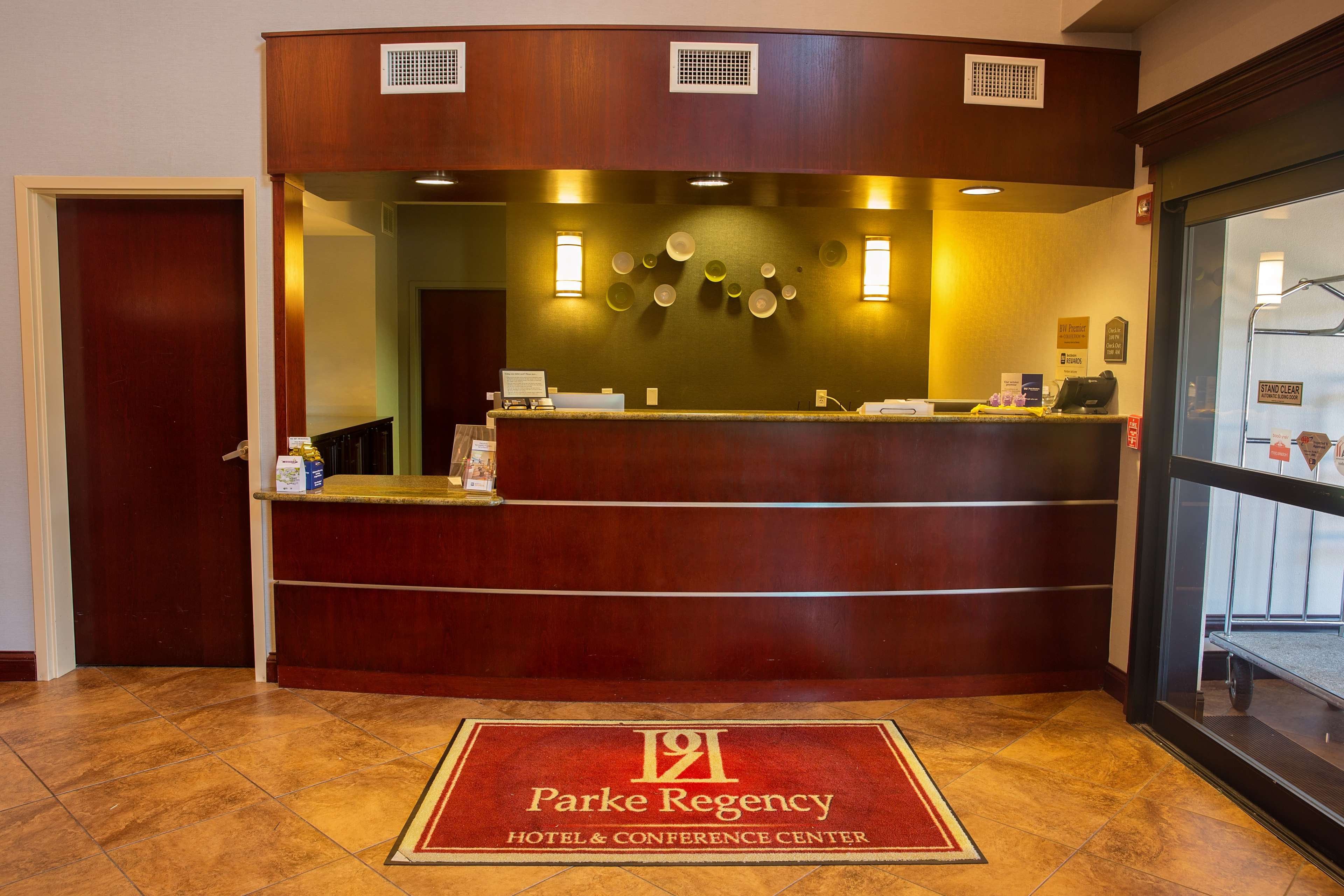 Parke Regency Hotel & Conference Center, BW Premier Collection
