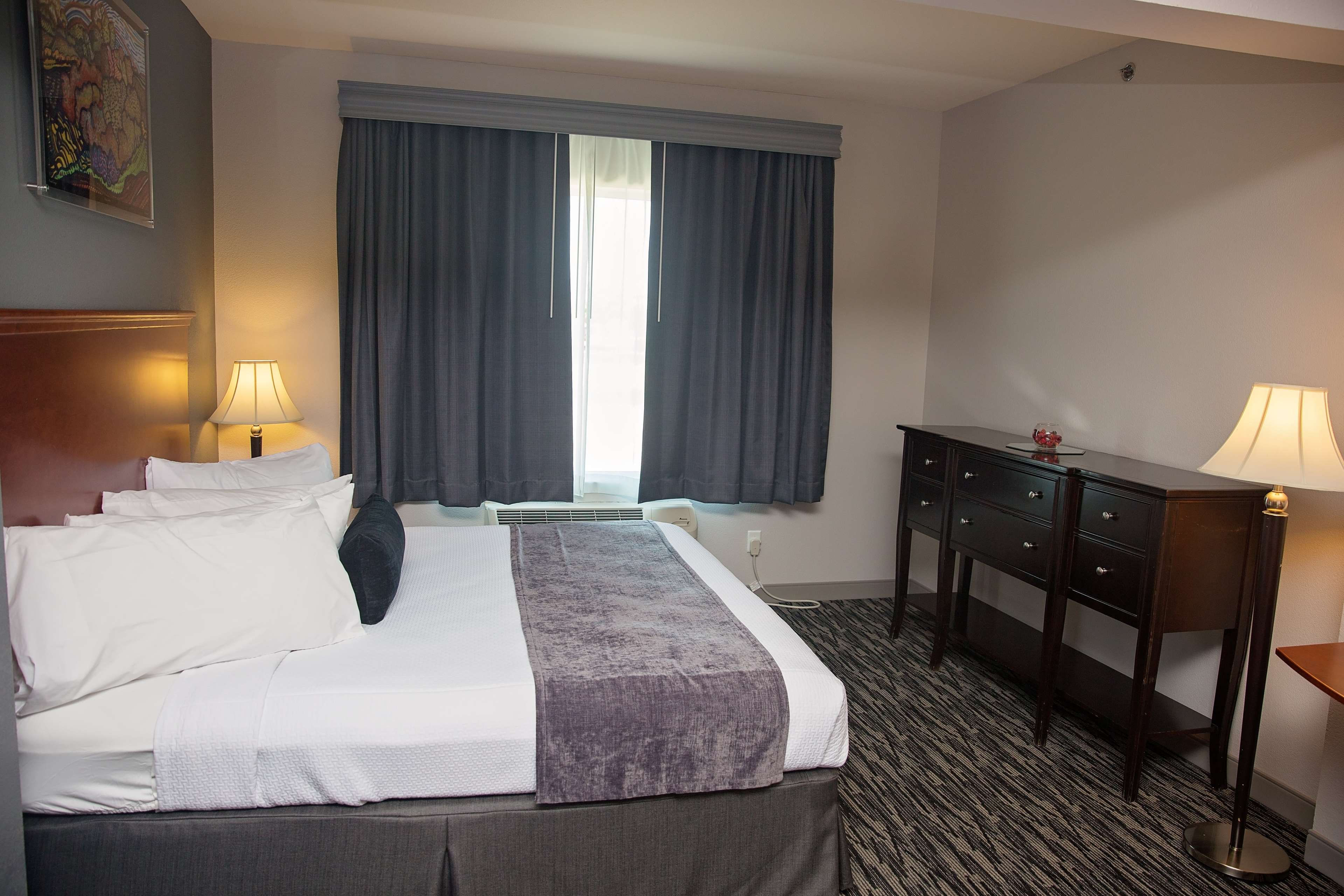 Parke Regency Hotel & Conference Center, BW Premier Collection