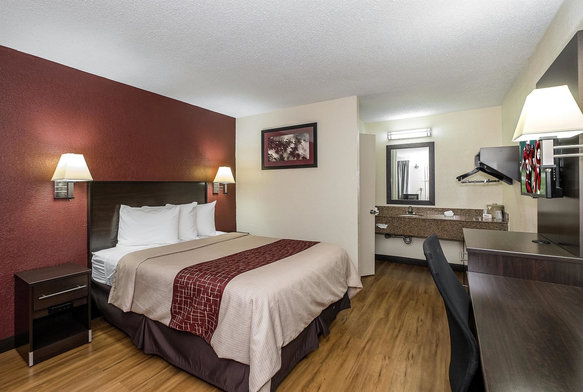 Red Roof Inn Bloomington