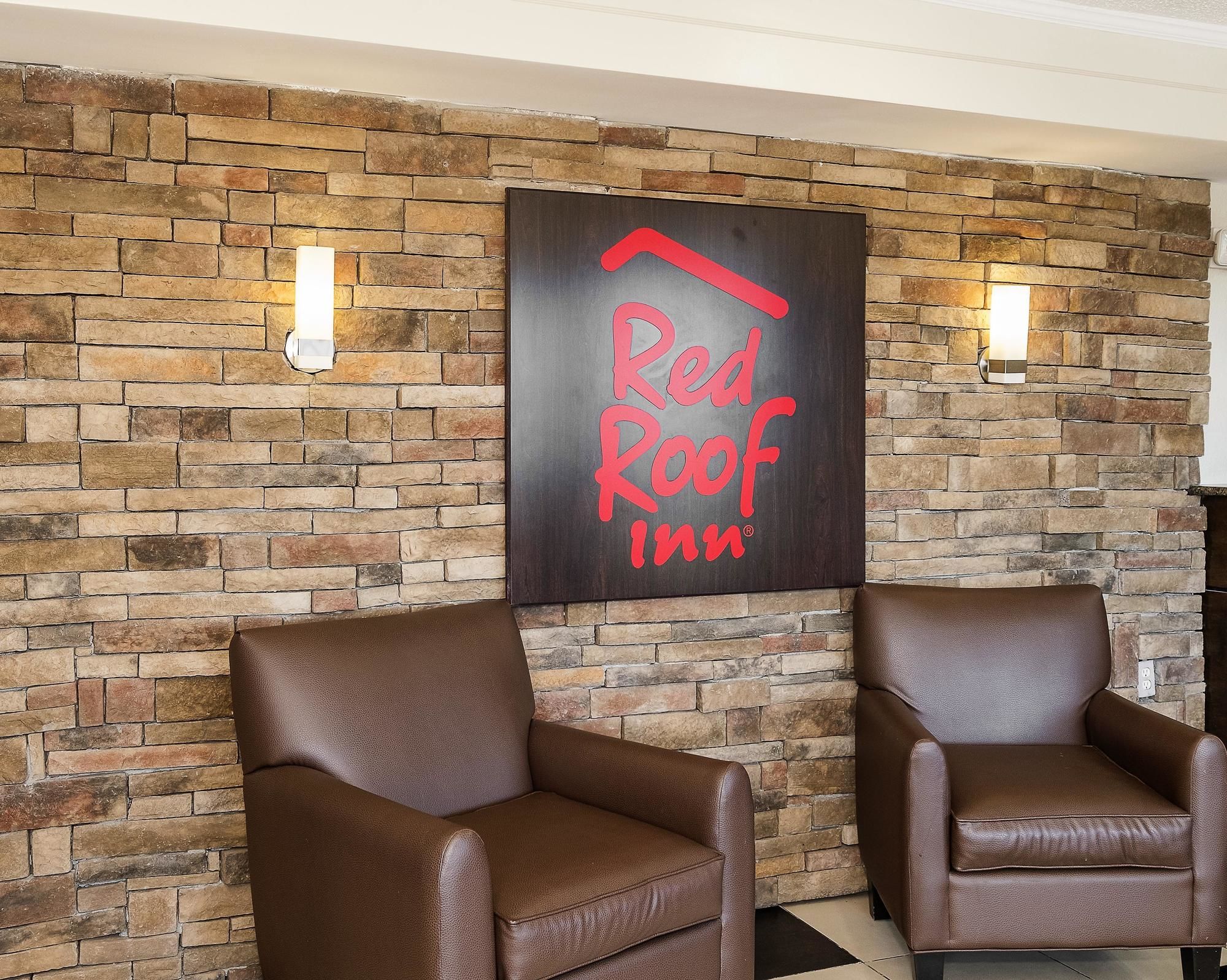 Red Roof Inn Bloomington