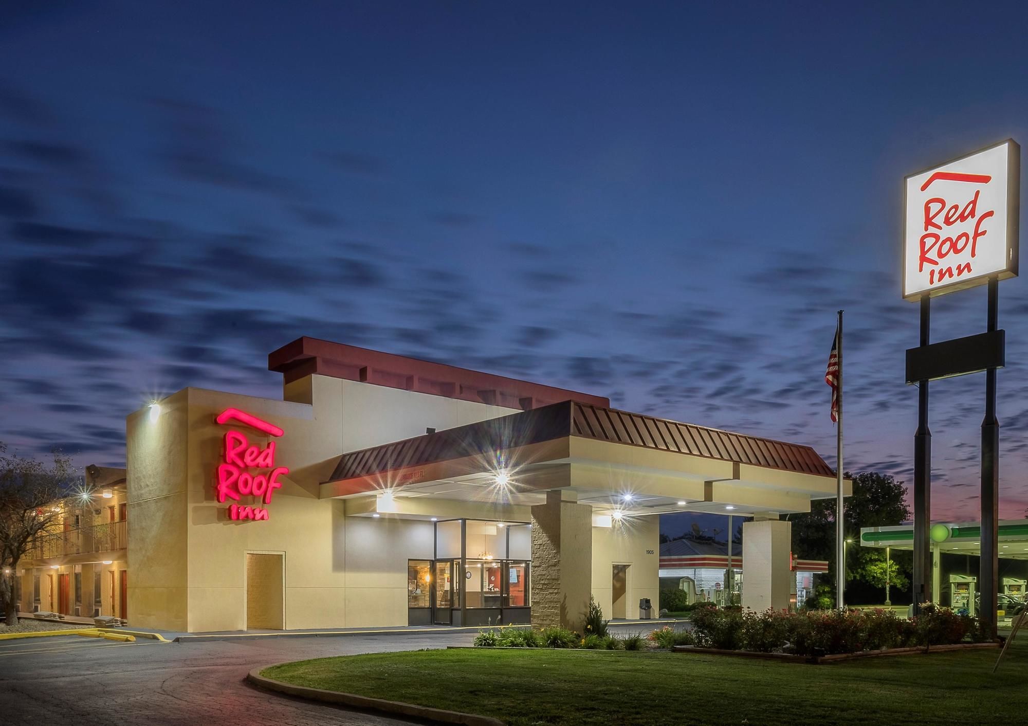 Red Roof Inn Bloomington
