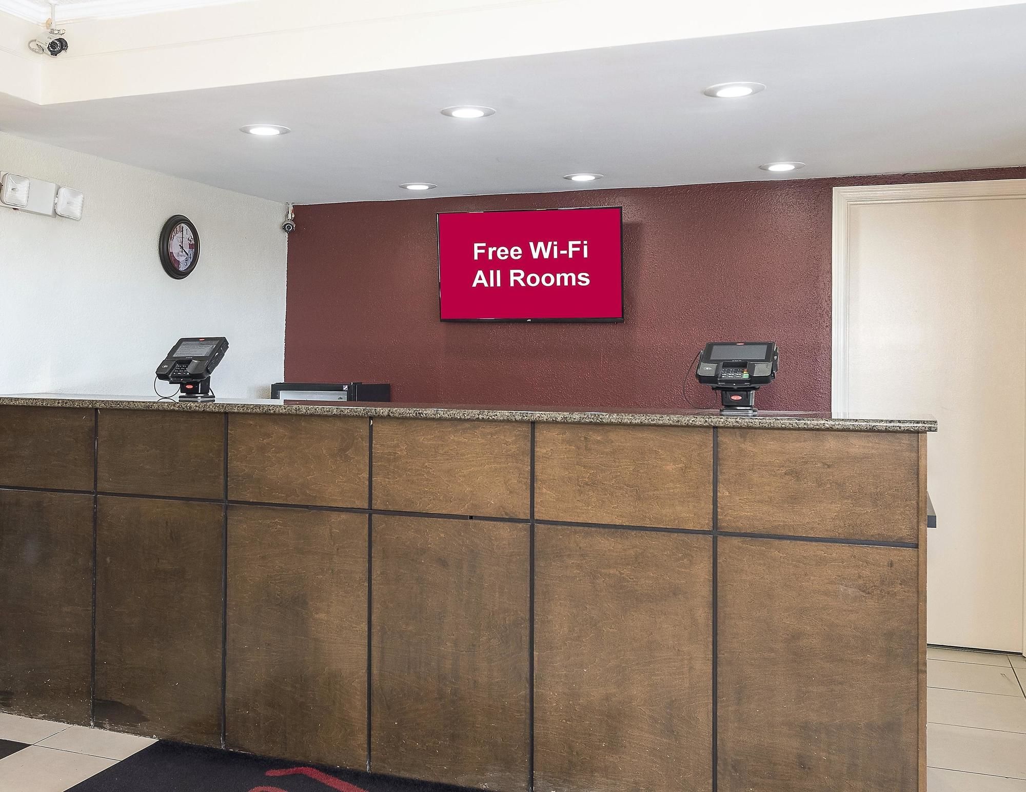 Red Roof Inn Bloomington