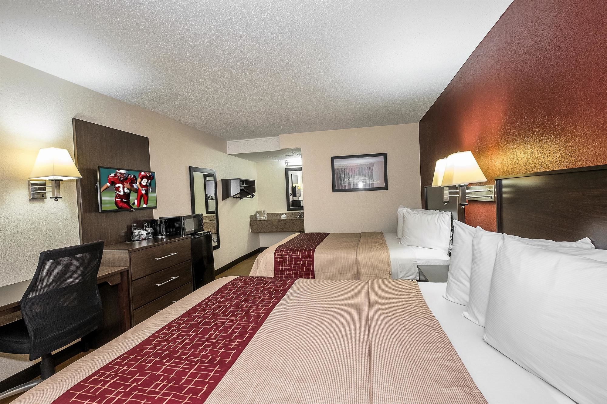 Red Roof Inn Bloomington