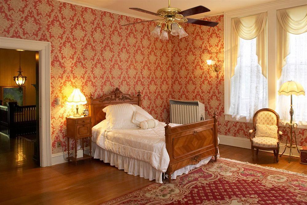 Vrooman Mansion Bloomington