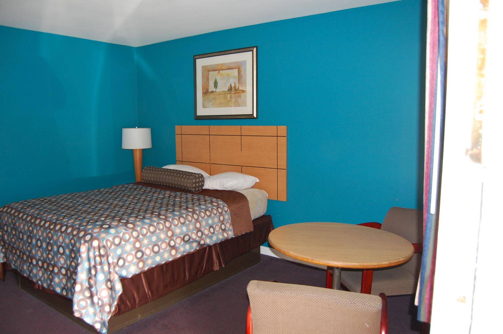 Colony Motel