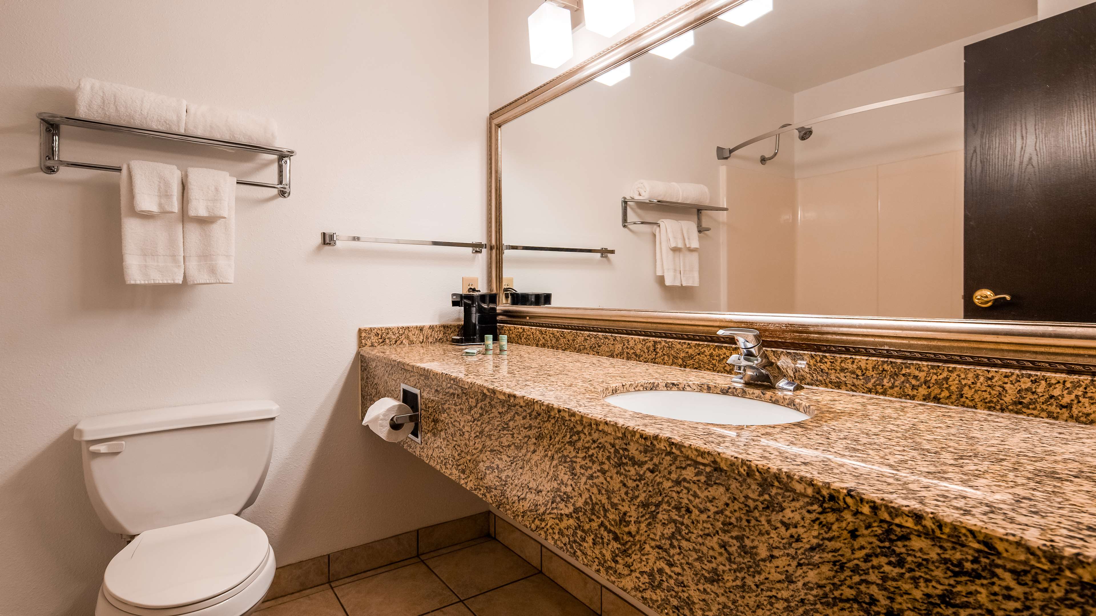 Best Western Inn & Suites - Midway Airport