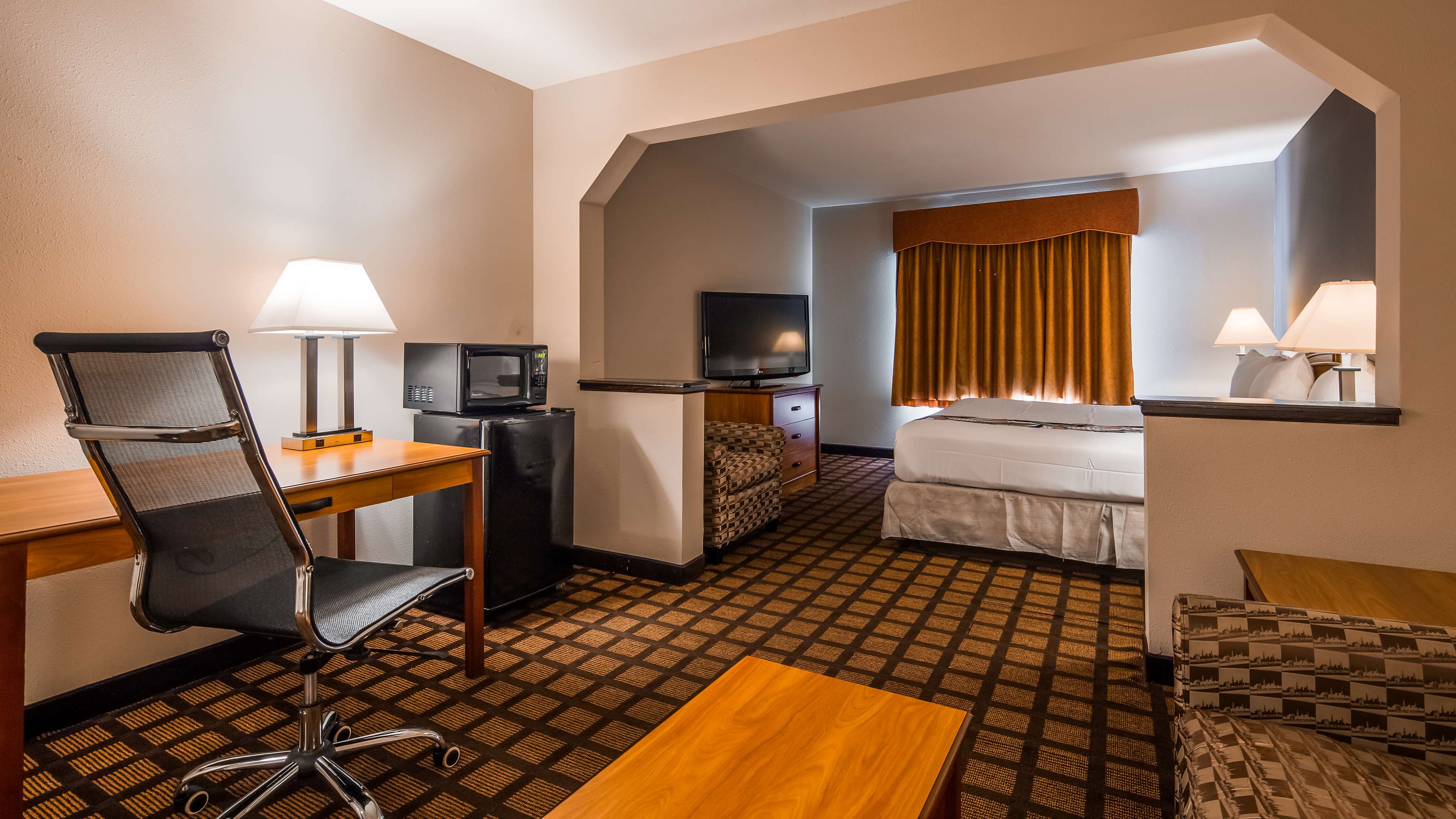 Best Western Inn & Suites - Midway Airport