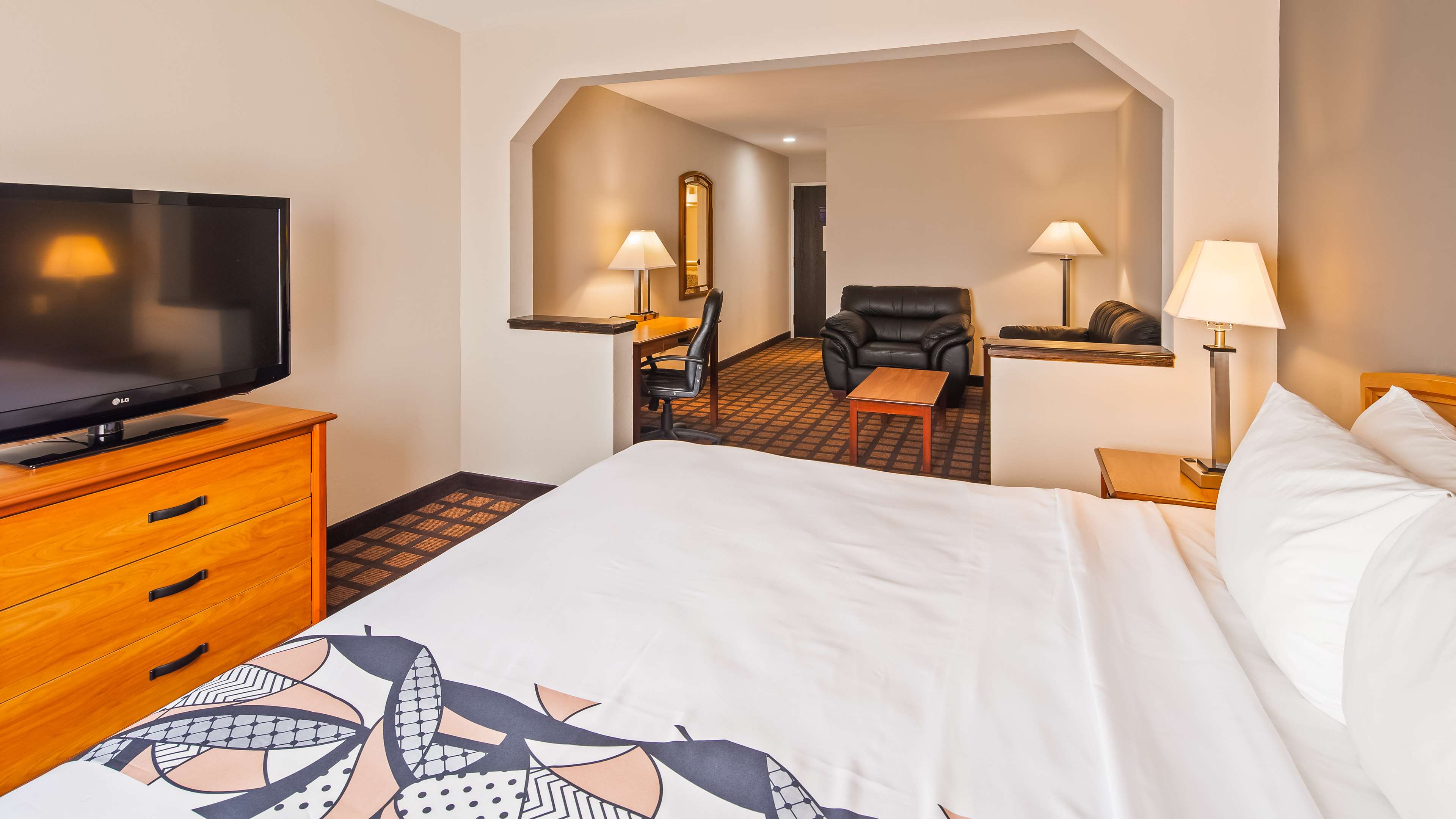 Best Western Inn & Suites - Midway Airport