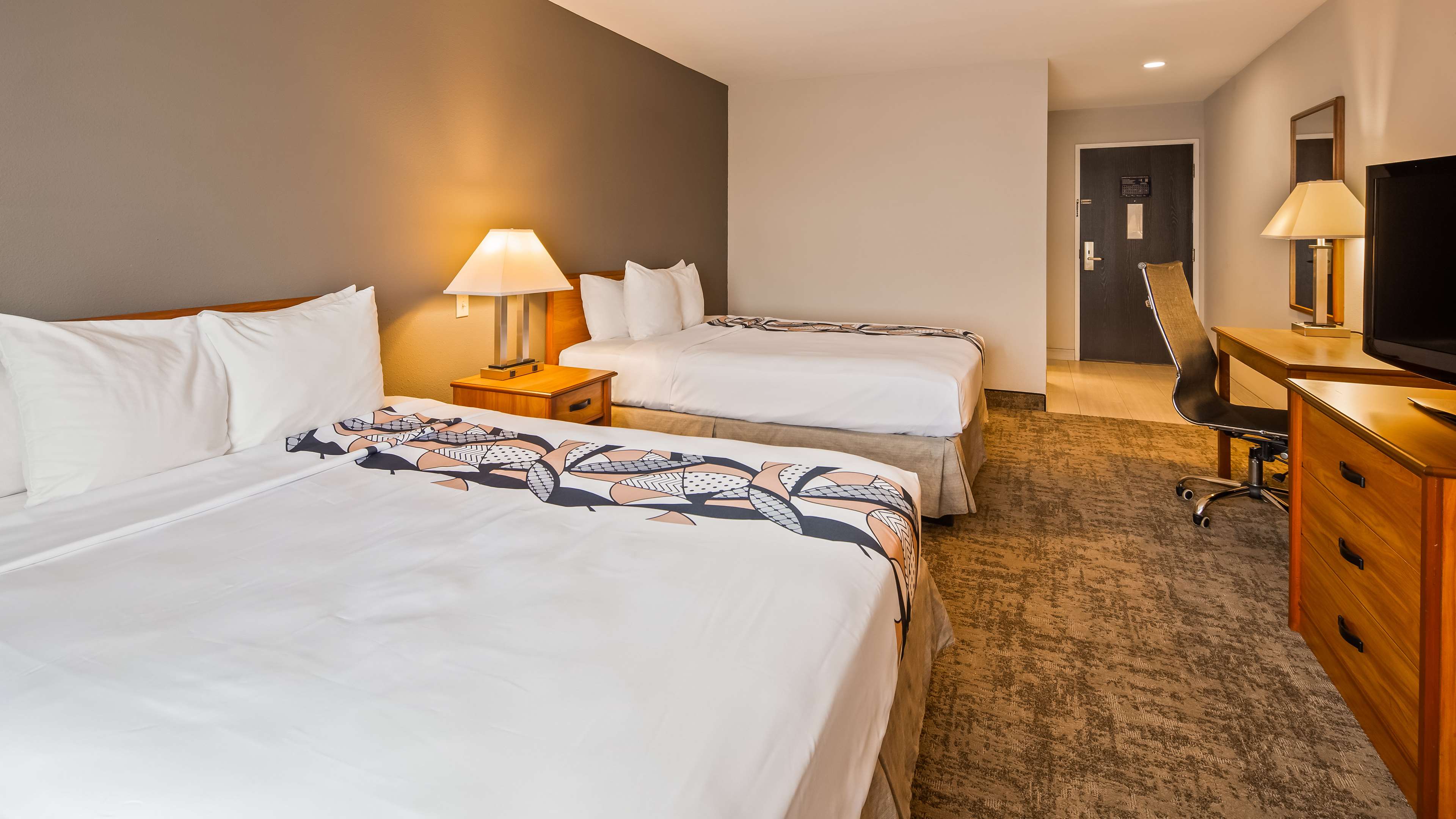 Best Western Inn & Suites - Midway Airport