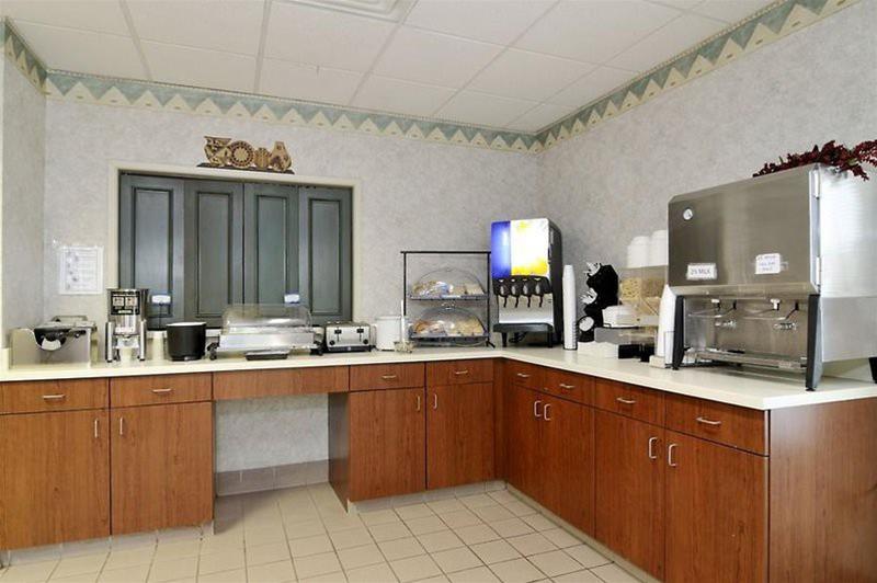 Quality Inn And Suites Near St. Louis And I-255