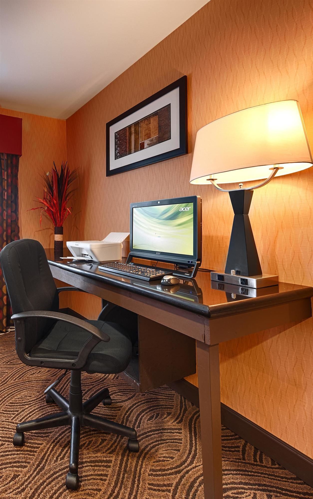 Best Western Saluki Inn