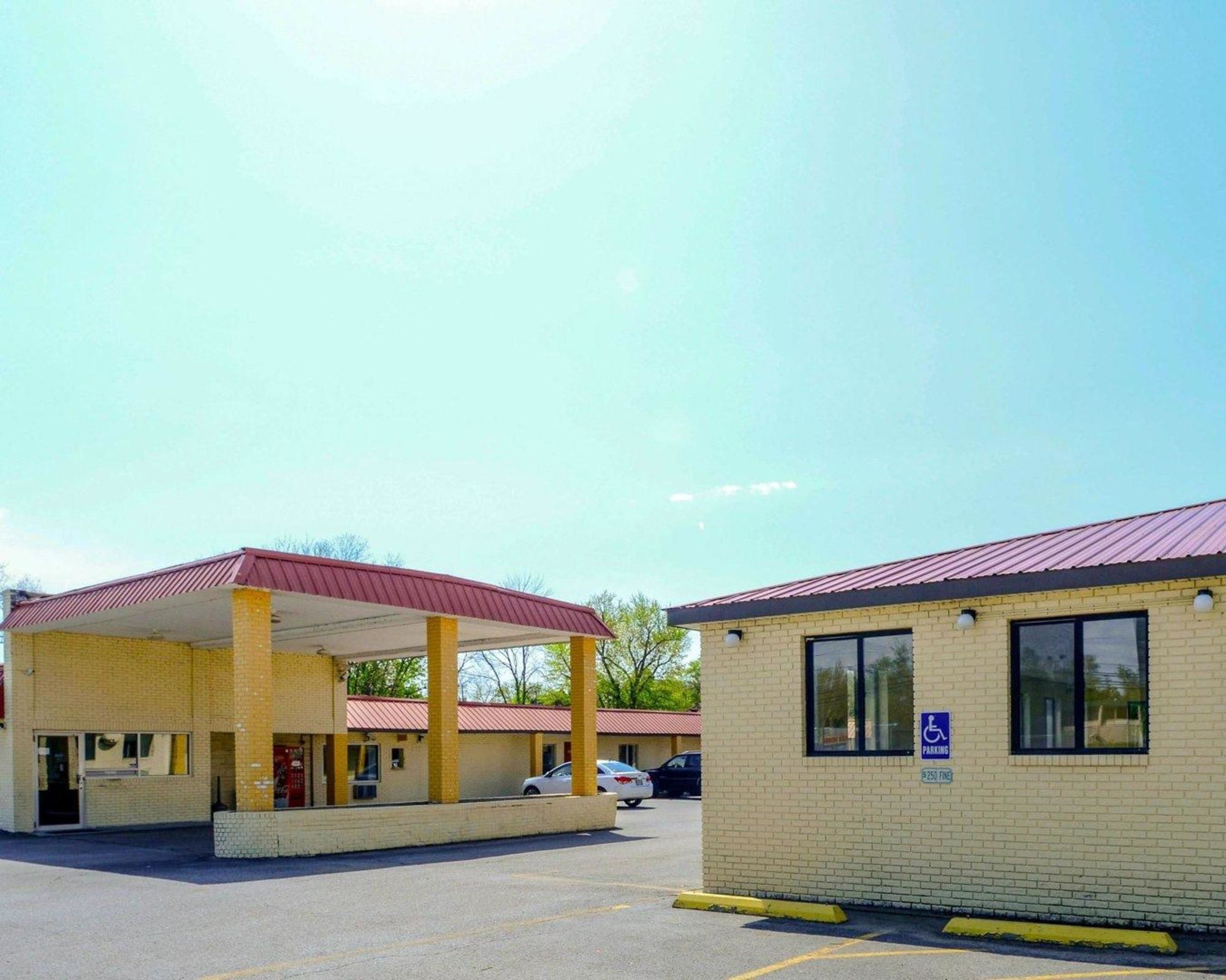 Econo Lodge Carbondale