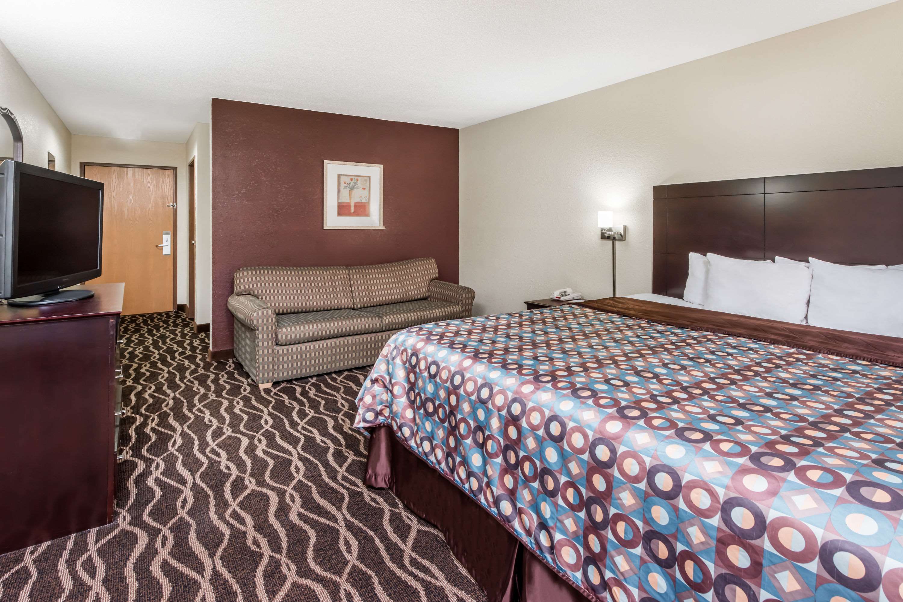 Days Inn & Suites by Wyndham Casey