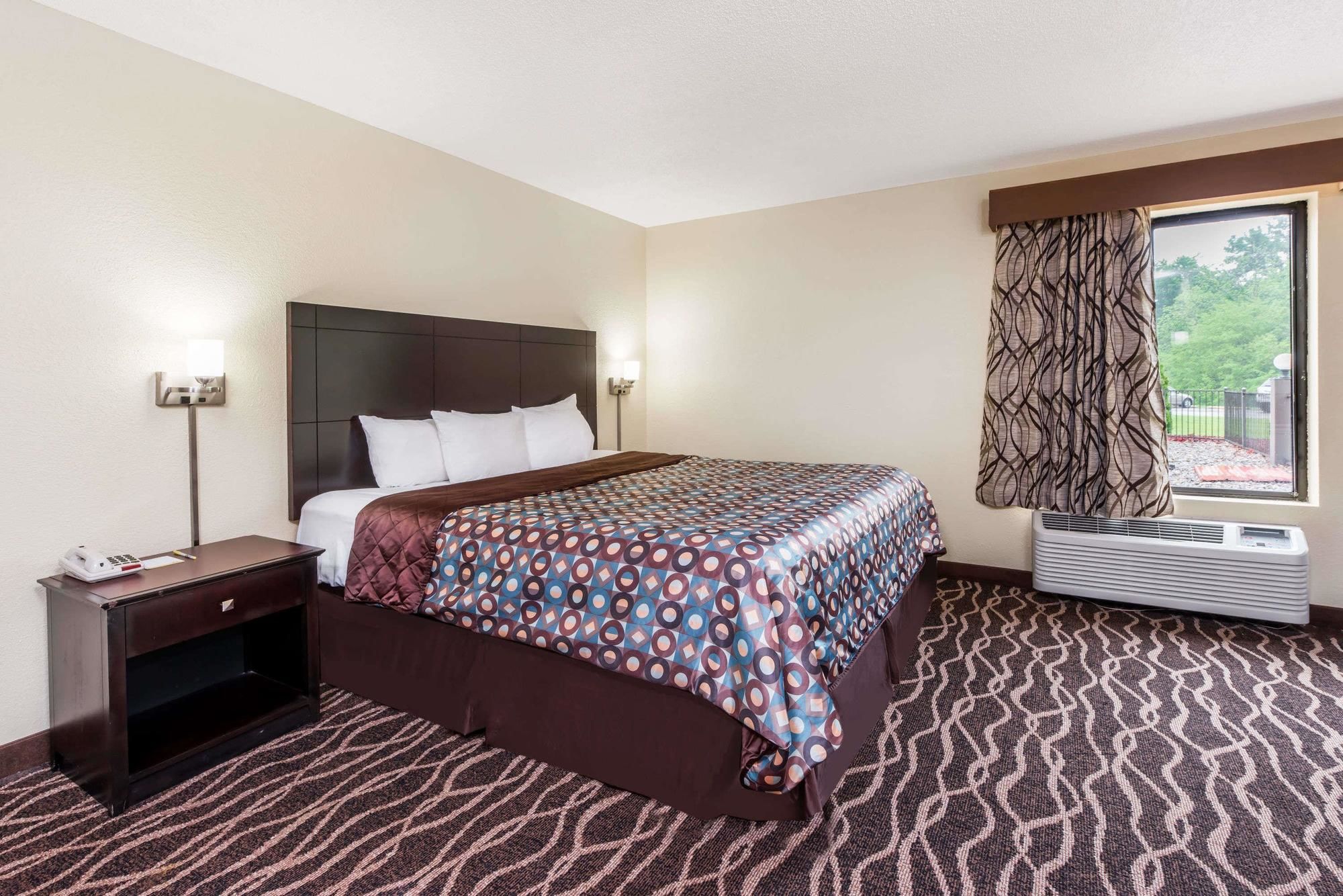 Days Inn & Suites by Wyndham Casey