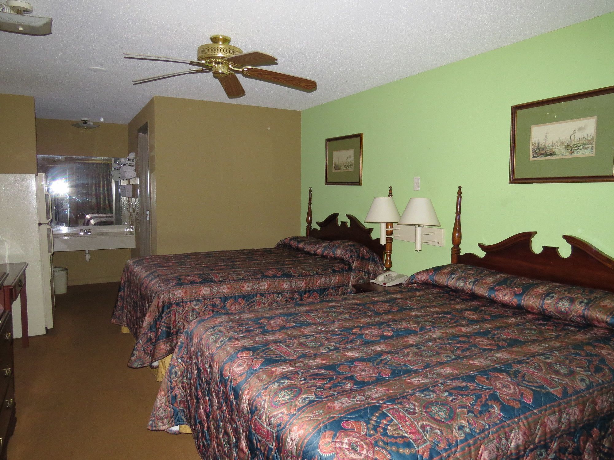 First Western Inn Caseyville