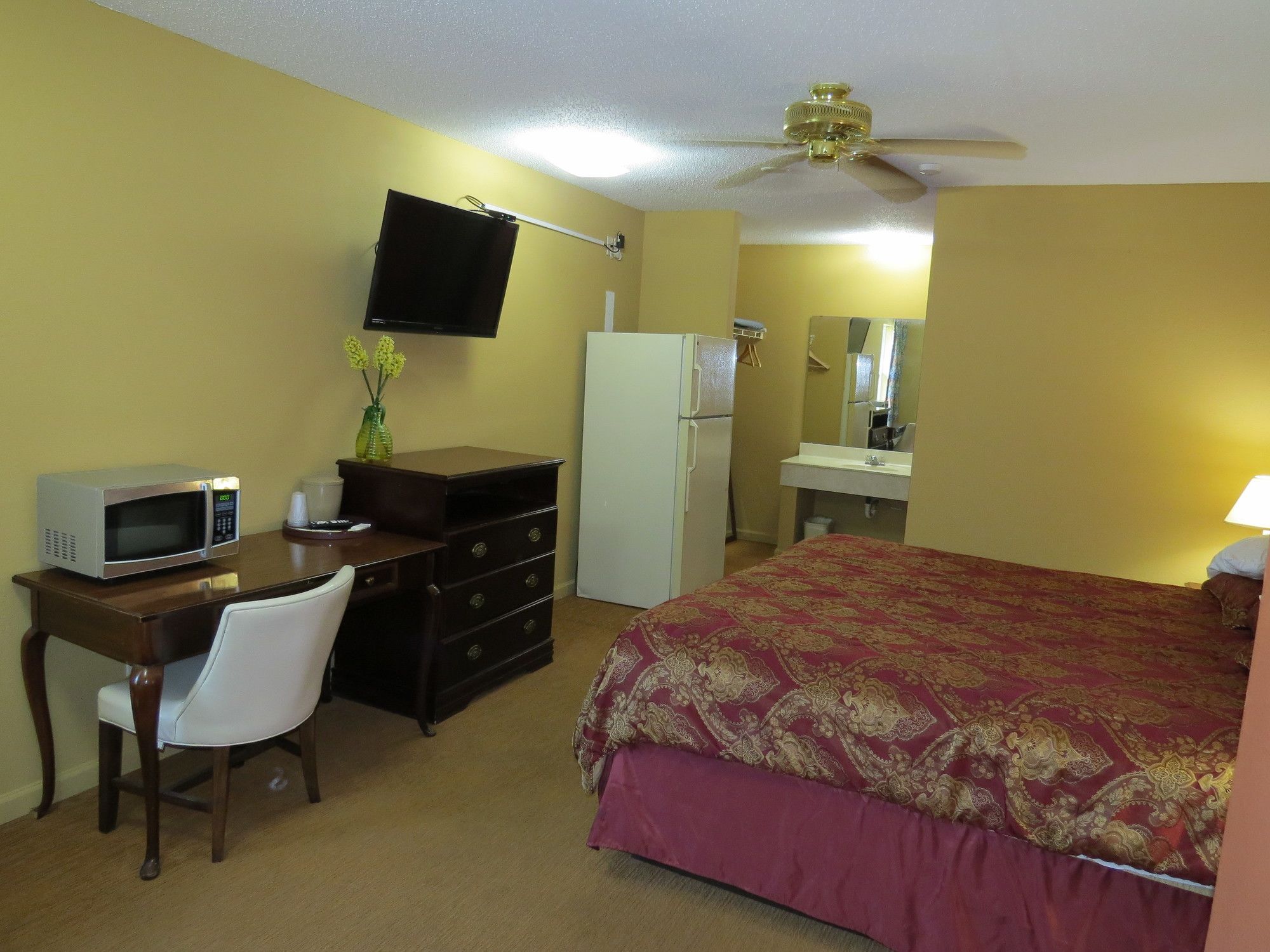 First Western Inn Caseyville