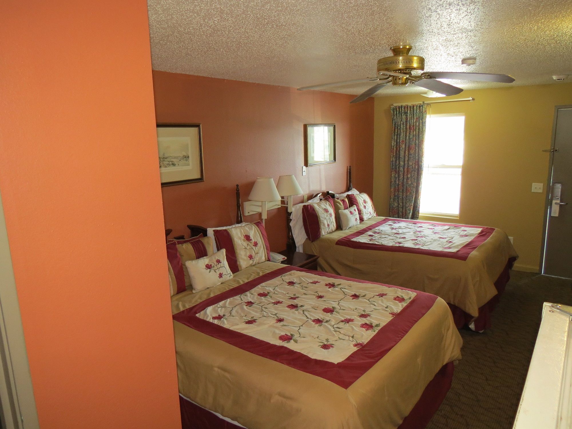 First Western Inn Caseyville