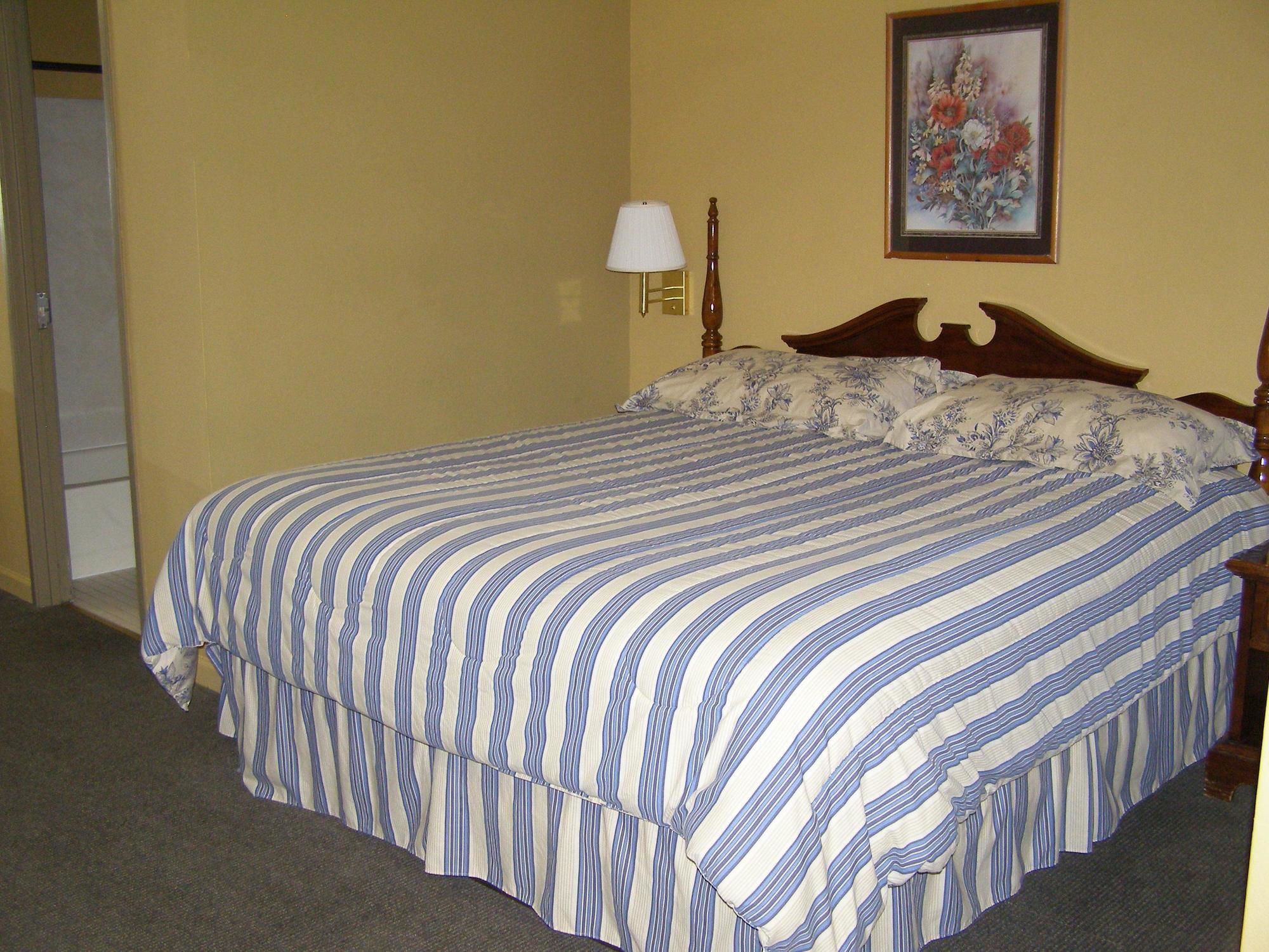 First Western Inn Caseyville