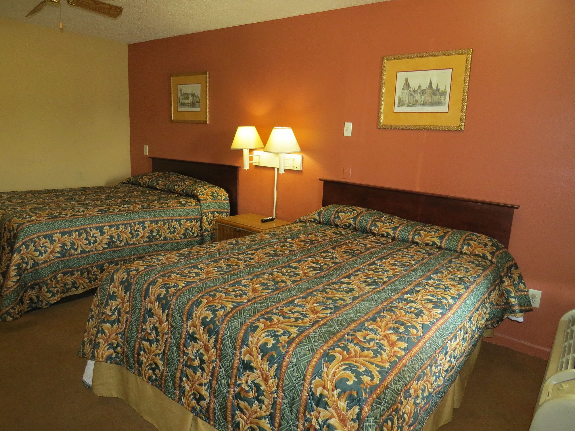 First Western Inn Caseyville