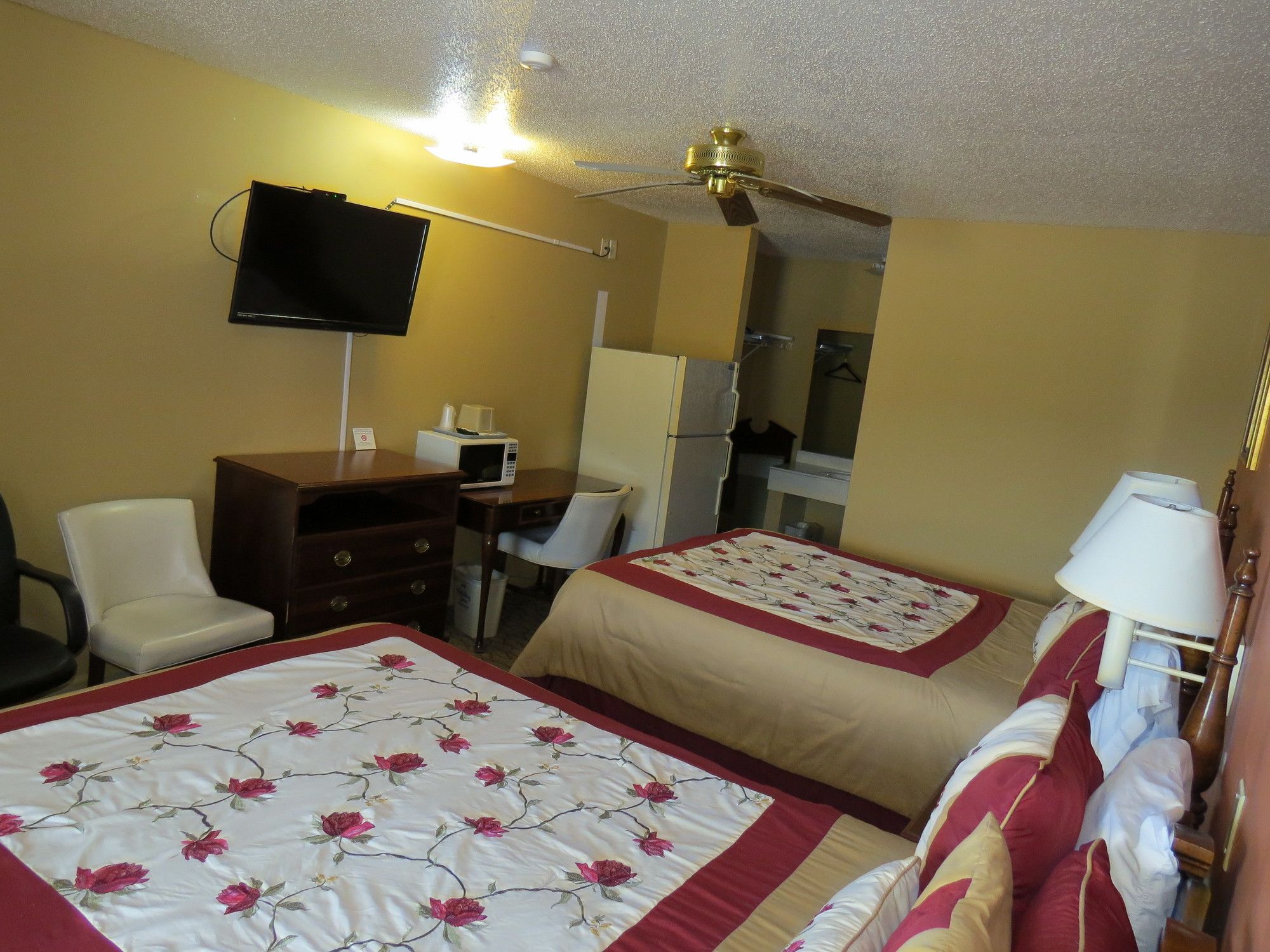 First Western Inn Caseyville