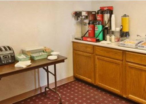 Americas Best Value Inn Champaign