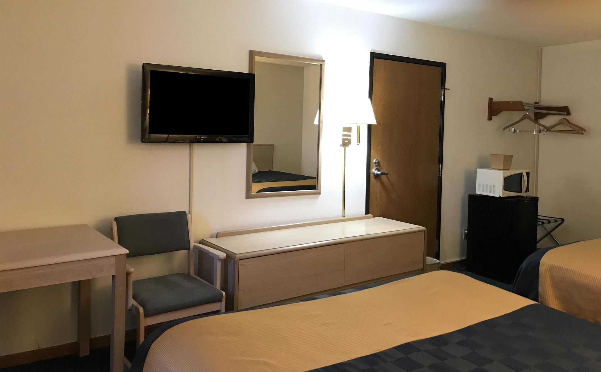 Americas Best Value Inn Champaign