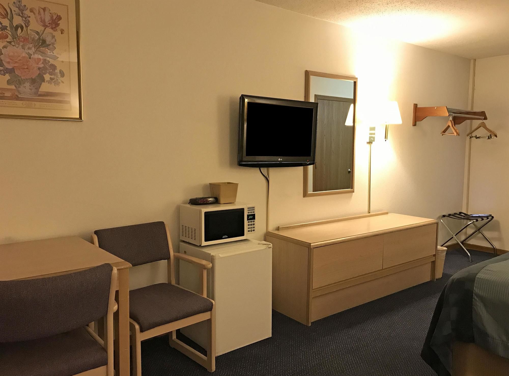 Americas Best Value Inn Champaign