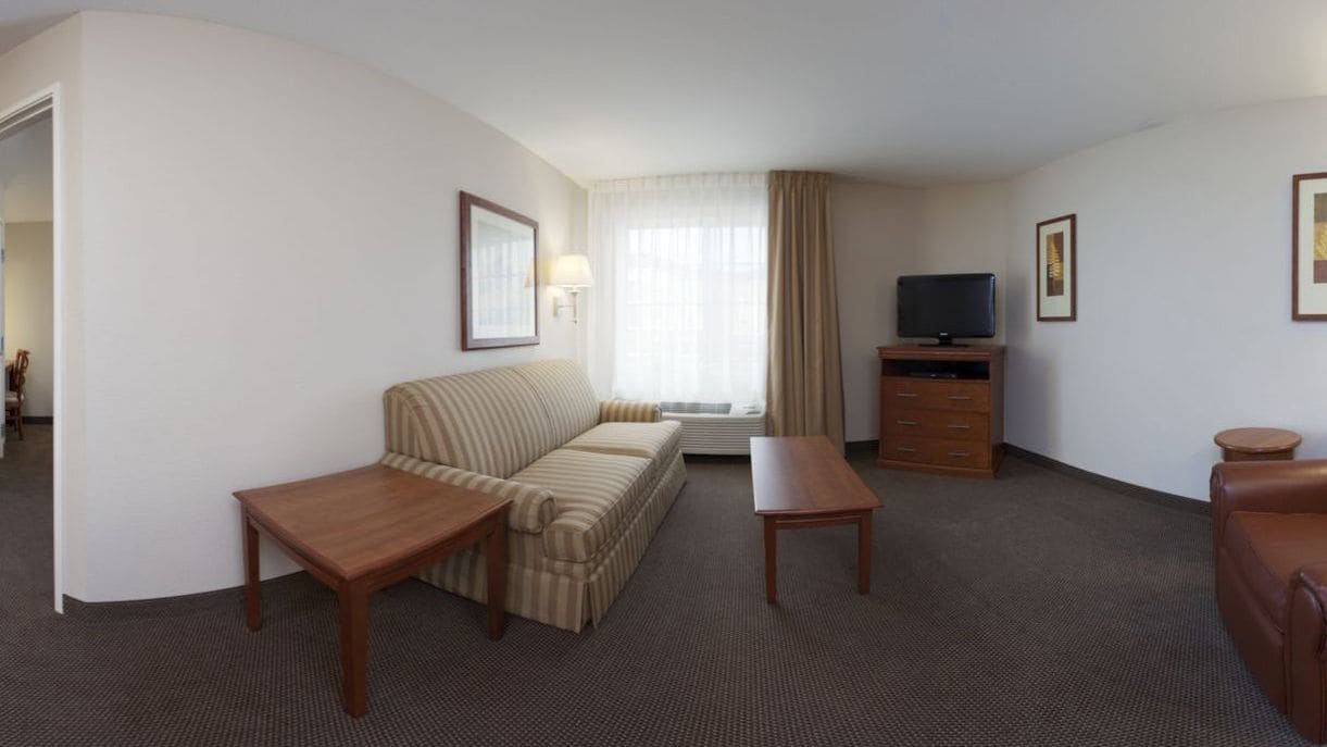 Candlewood Suites Champaign-Urbana Univ Area