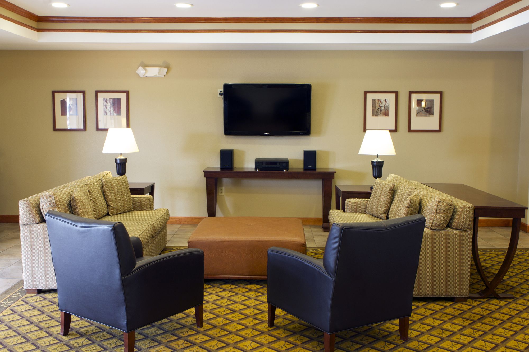 Candlewood Suites Champaign-Urbana Univ Area