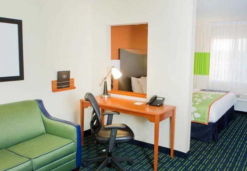 Fairfield Inn Champaign