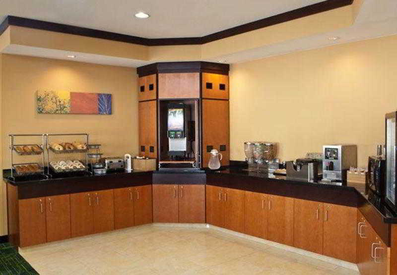 Fairfield Inn Champaign