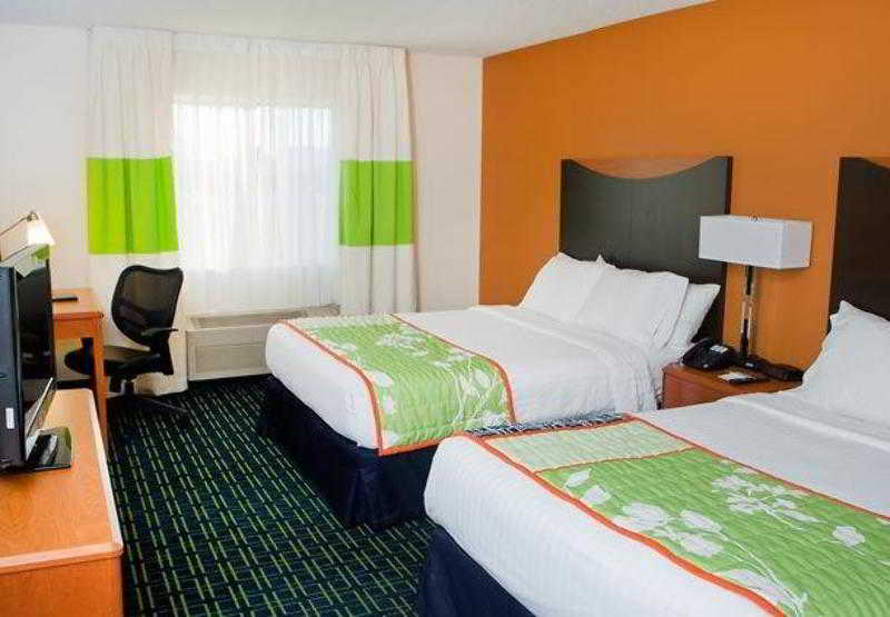 Fairfield Inn Champaign
