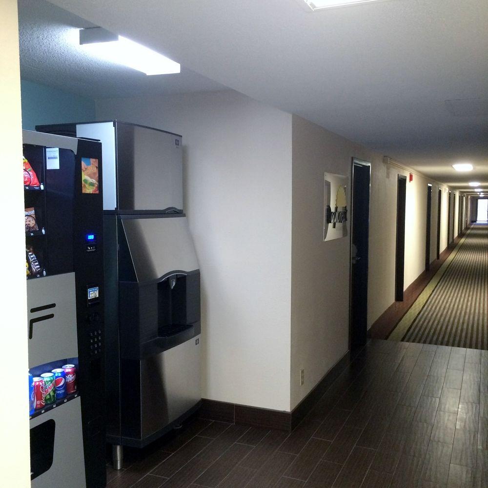 Days Inn by Wyndham Charleston