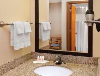 Days Inn by Wyndham Charleston