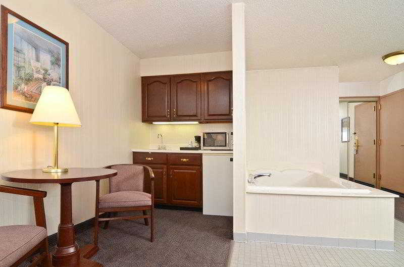 Baymont by Wyndham Chester IL