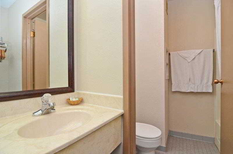 Baymont by Wyndham Chester IL
