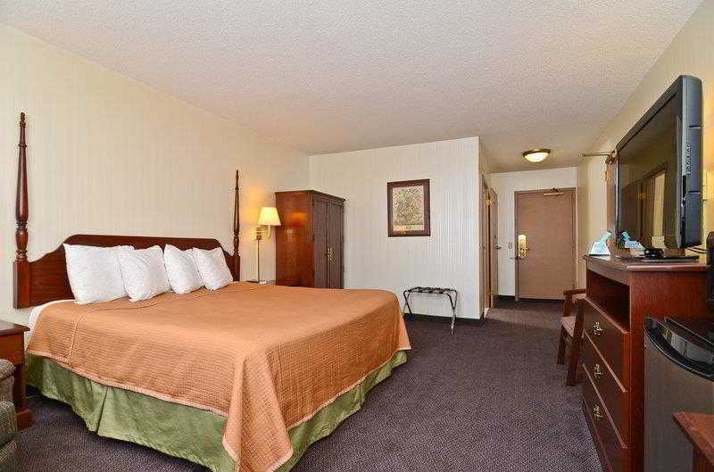 Baymont by Wyndham Chester IL